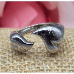 Vintage 1975 Avon Silver Tone Heart To Heart Adjustable Ring Size 6 Great Gift